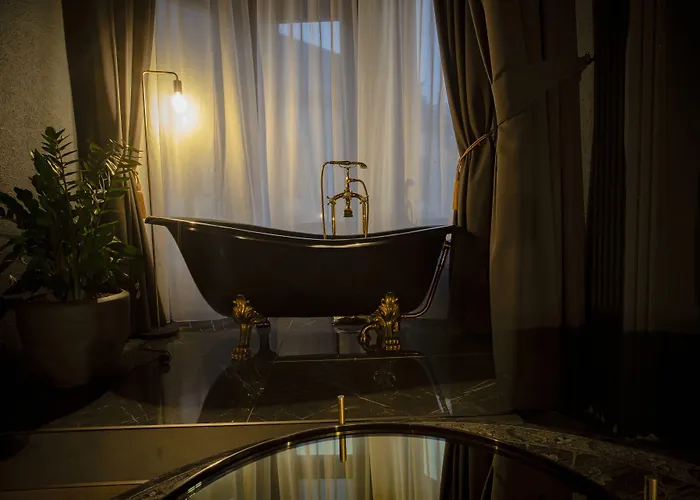 Noble Boutique - Adults Only Hotel