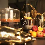 Noble Boutique - Adults Only فندق 4*
