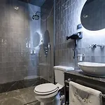 Noble Boutique - Adults Only فندق 4*