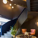 Noble Boutique - Adults Only 4* بودابست