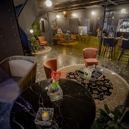 Noble Boutique - Adults Only 4* Budapesta