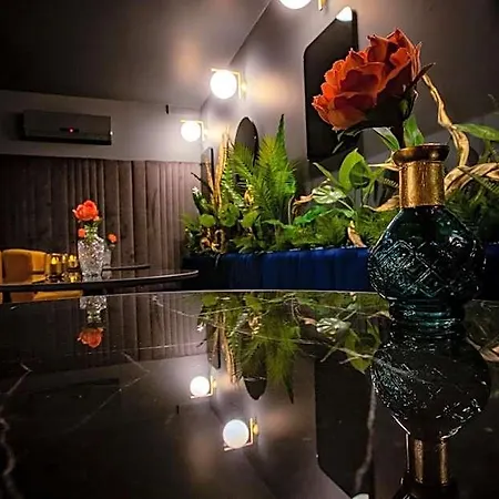 Noble Boutique - Adults Only 4*