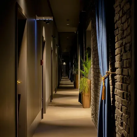 Noble Boutique - Adults Only Hotell 4*