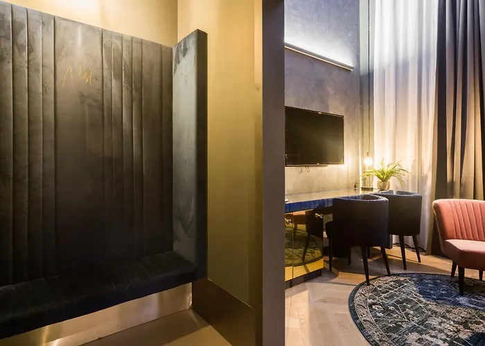 Noble Boutique - Adults Only 4* Budapest