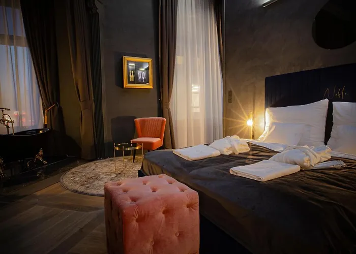 Noble Boutique - Adults Only 4* Boedapest