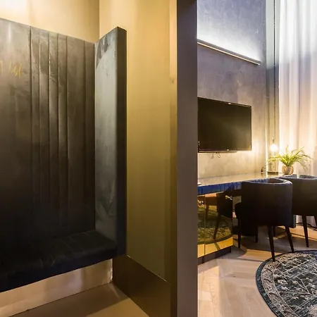 Noble Boutique - Adults Only 4* Budapest